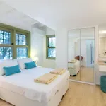 Spacious 5 Bedroom With Private Pool Вилла *