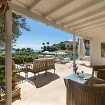 Spacious 5 Bedroom With Private Pool Вилла