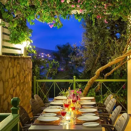 Spacious 5 Bedroom With Private Pool Kaş