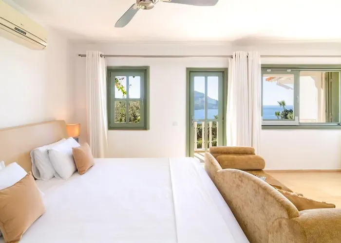 Spacious 5 Bedroom With Private Pool * 卡斯